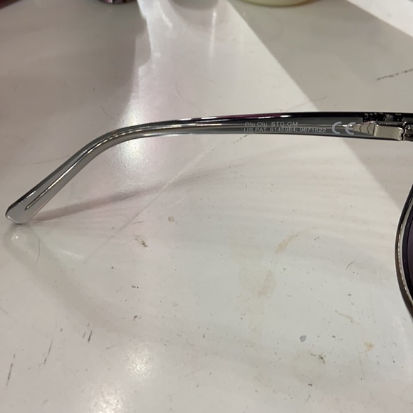 Sunglasses - Picture 7 of 11